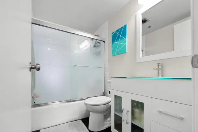 Unit 207 photo 2
