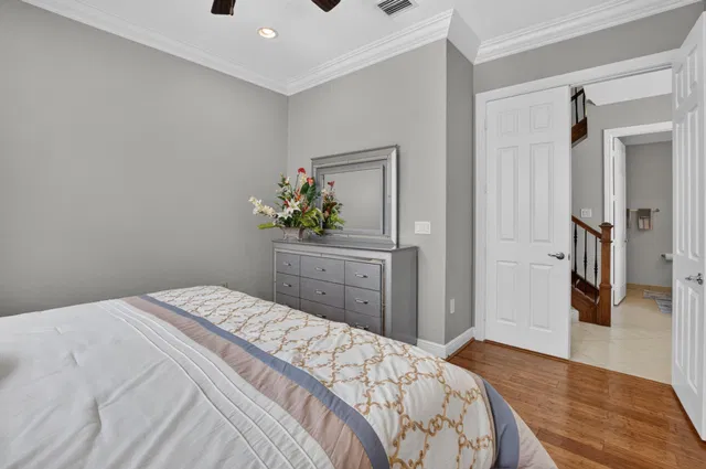  Residence photo 30
