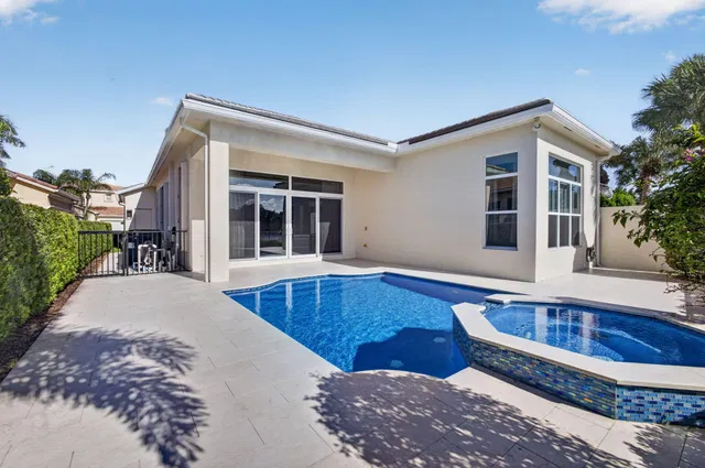 Mirasol Country Club Residence photo 39