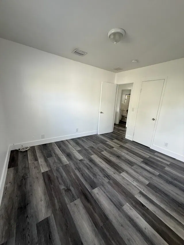Unit 1019-5 photo 5