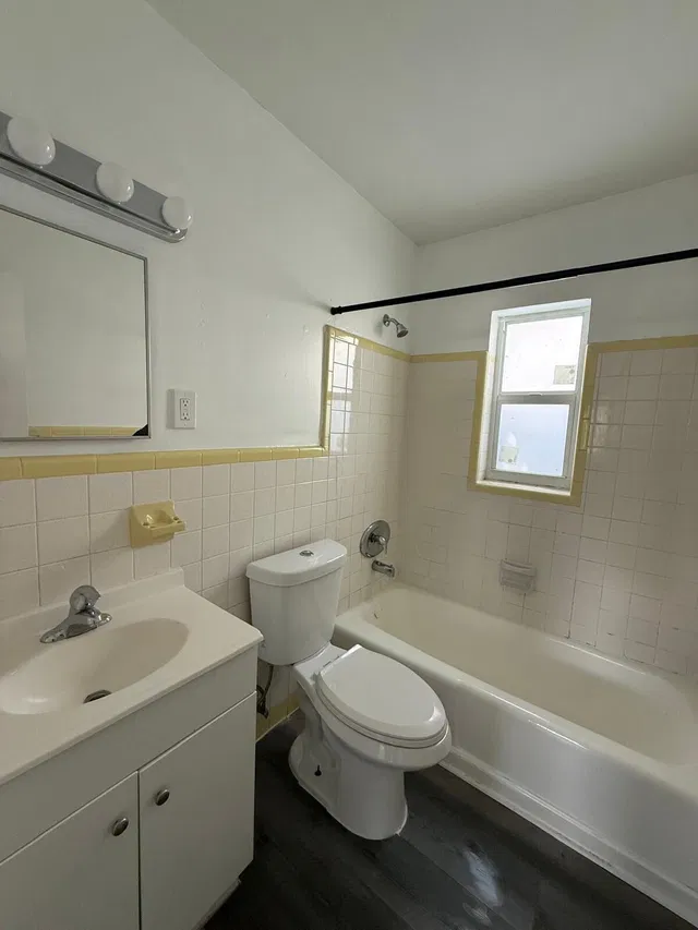 Unit 1019-5 photo 6