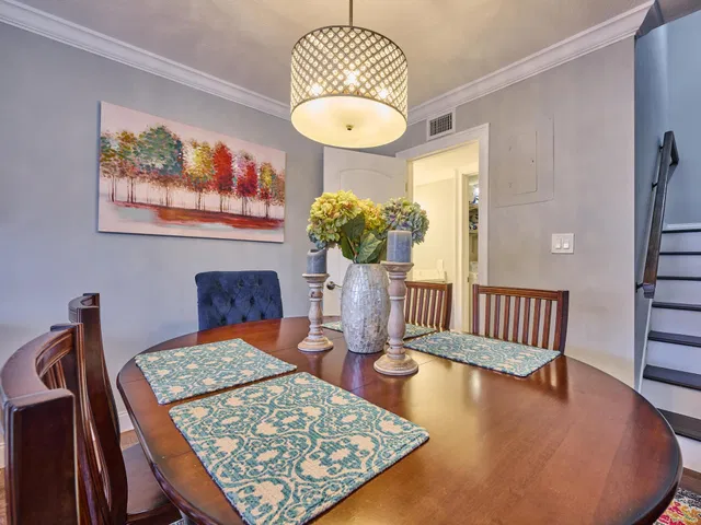 Unit 112 photo 22