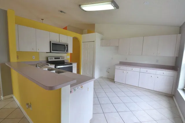  Residence photo 5