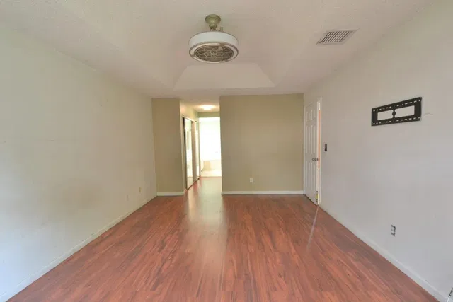  Residence photo 12