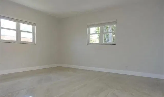 Residence photo 5