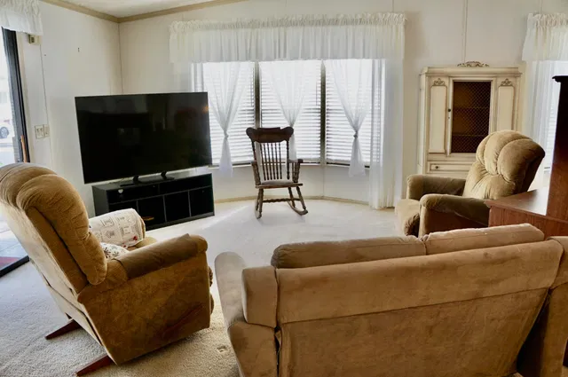 Residence photo 6