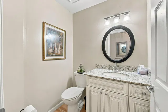 Unit 186 photo 20