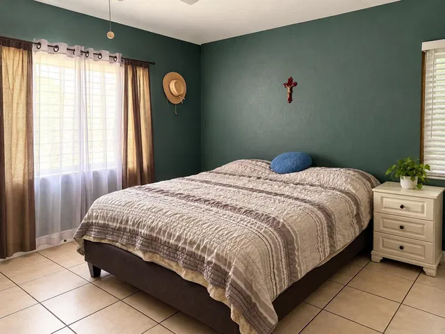  Residence photo 4
