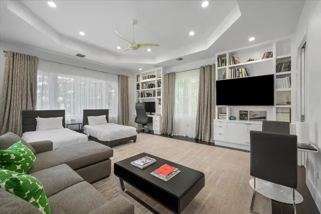 Residence photo 27