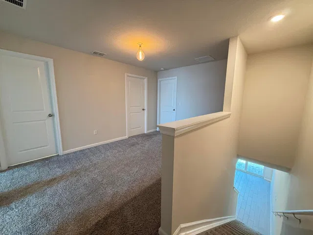 Residence photo 25
