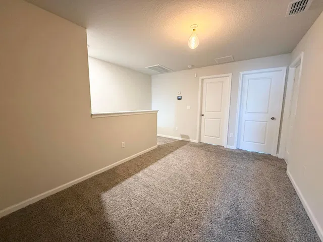 Residence photo 28