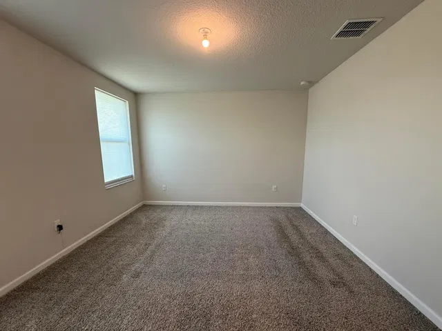 Residence photo 30