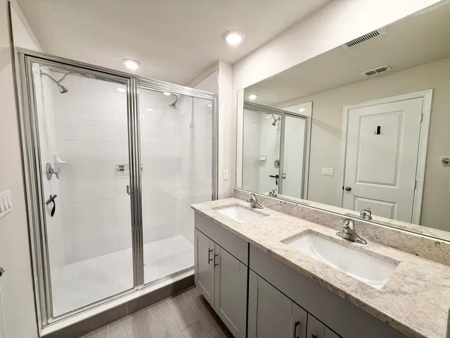 Residence photo 35