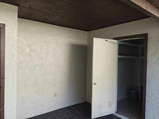  Residence photo 14