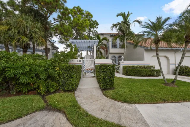 PGA National Palm Beach Gardens Residence photo 36