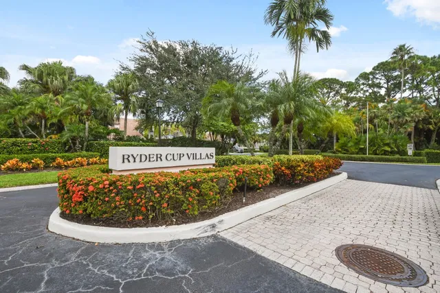 PGA National Palm Beach Gardens Residence photo 40