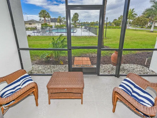  Residence photo 22