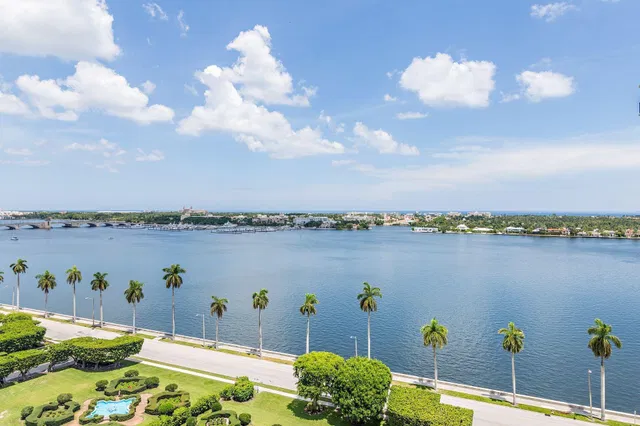Downtown West Palm Beach Unit 1506 photo 8