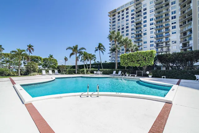Downtown West Palm Beach Unit 1506 photo 11