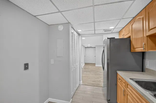 Unit 306 photo 10