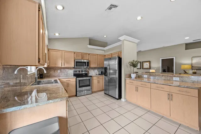 Residence photo 10