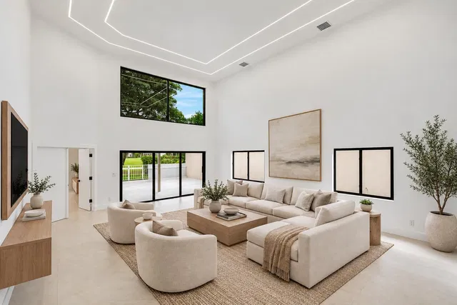 Residence photo 6