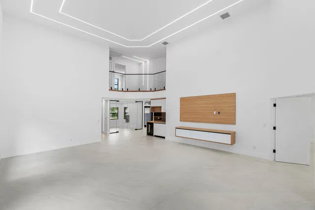 Residence photo 9