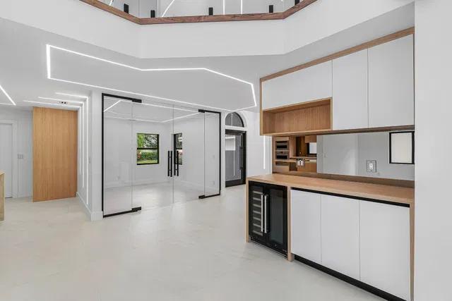Residence photo 12