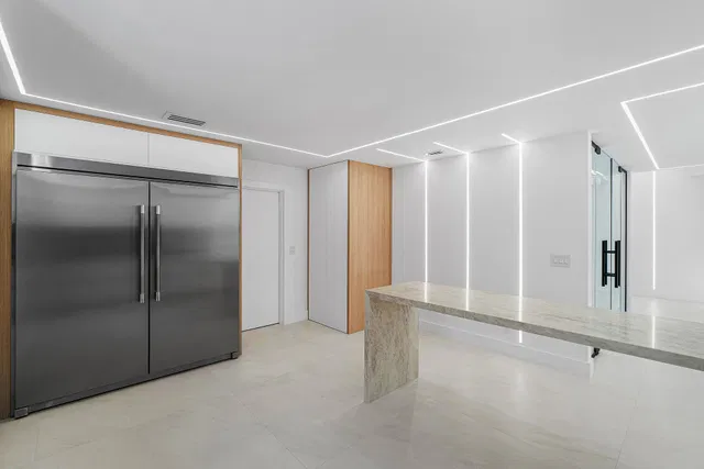 Residence photo 18