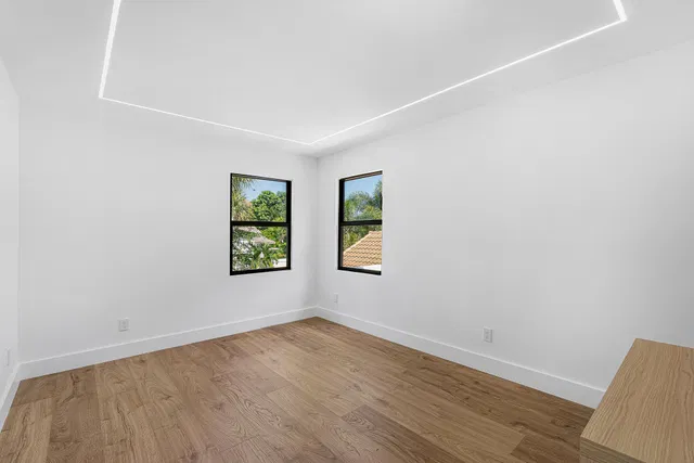 Residence photo 31
