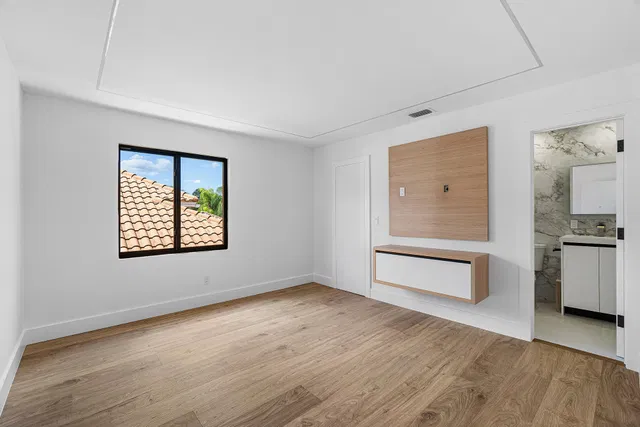 Residence photo 34
