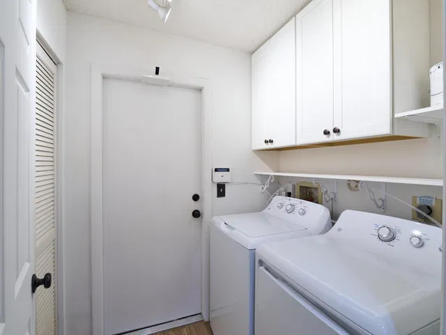  Residence photo 32