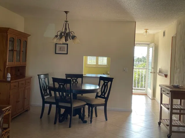  Unit 411 photo 11