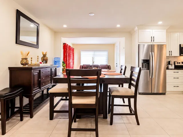  Residence photo 9