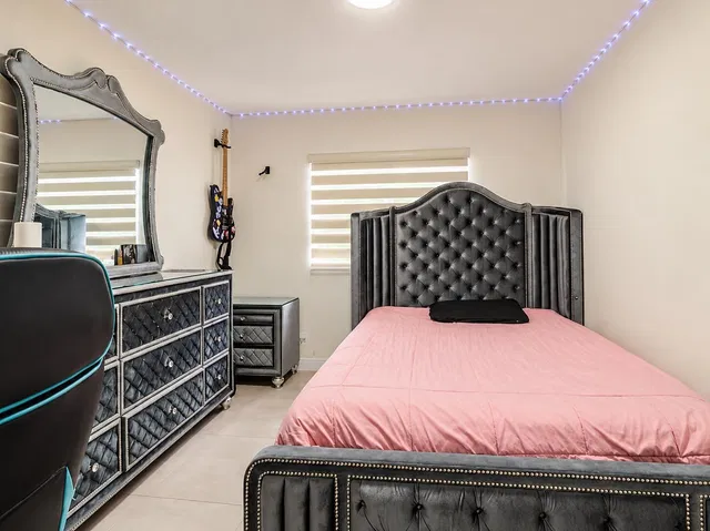  Residence photo 20