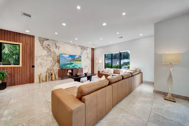 Residence photo 15