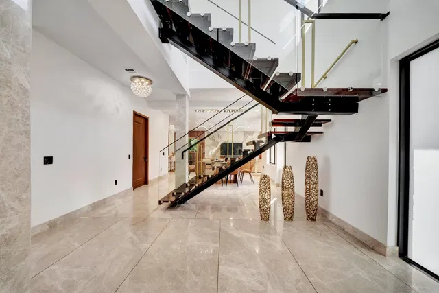 Residence photo 29