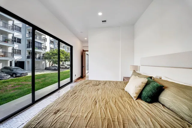 Residence photo 31