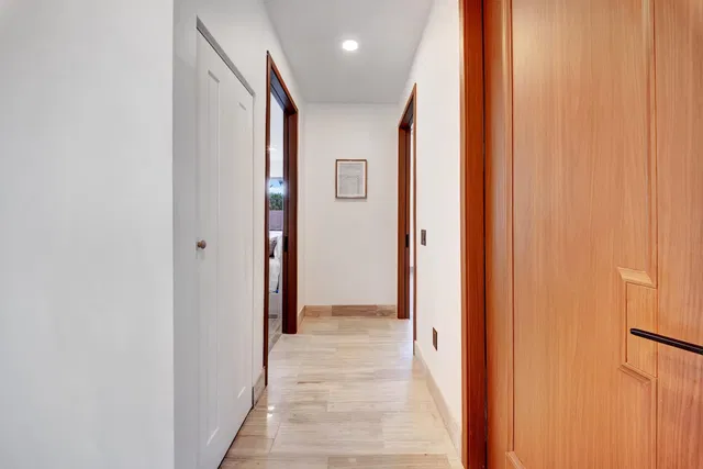 Residence photo 37