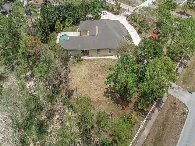 Residence photo 35