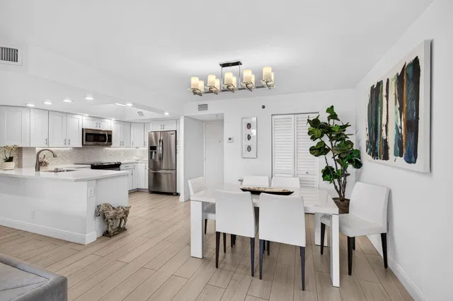  Unit 203 photo 11