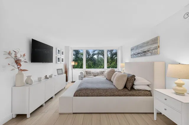  Unit 203 photo 14