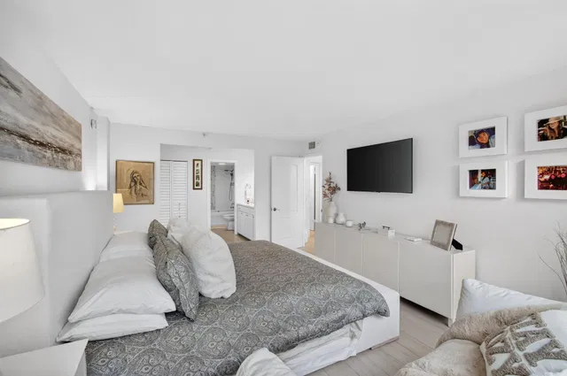  Unit 203 photo 15