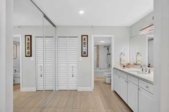  Unit 203 photo 16