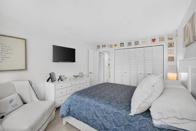  Unit 203 photo 19