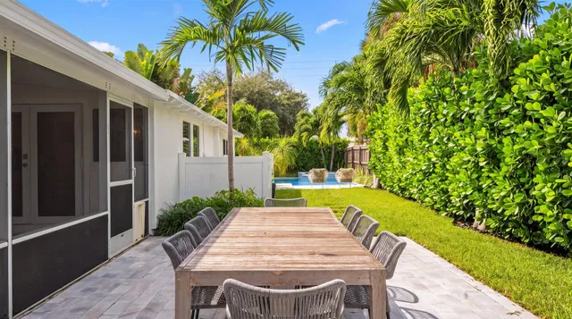 SoSo West Palm Beach Residence photo 21