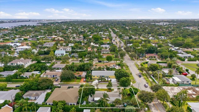 SoSo West Palm Beach Residence photo 29