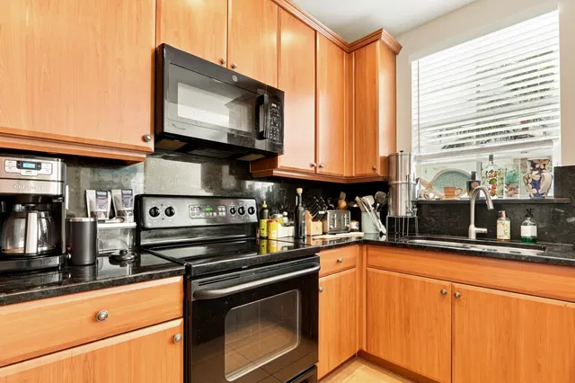 Residence photo 9