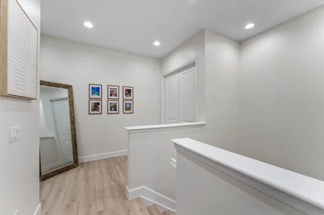  Residence photo 18