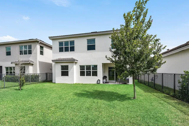  Residence photo 37